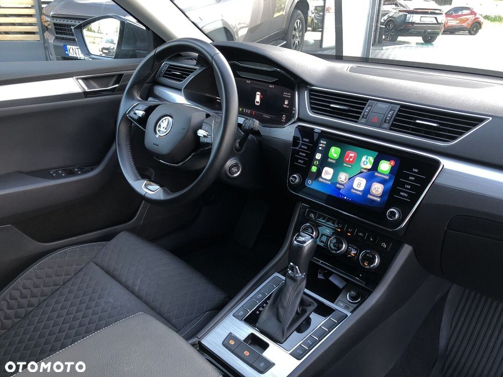 Skoda Superb 2.0 TDI SCR 4x4 Ambition DSG - 23