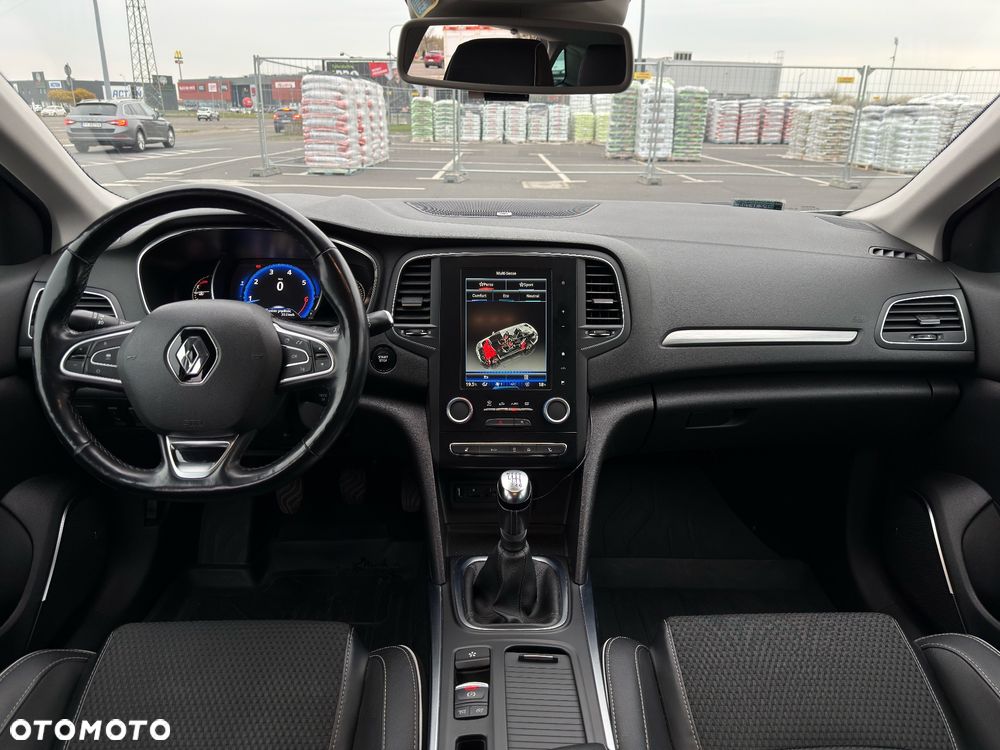 Renault Megane 1.2 Energy TCe Bose - 17