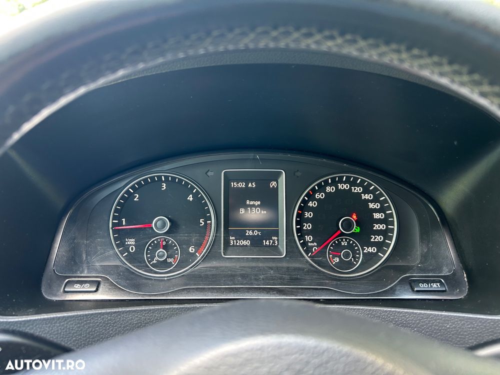 Volkswagen Caravelle - 4