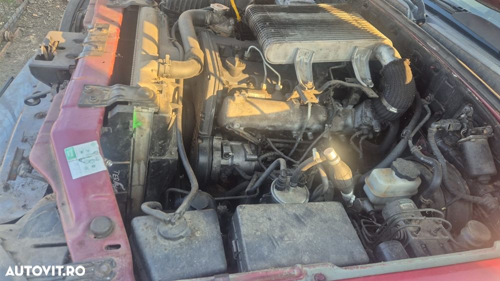 Motor Hyundai Terracan 2.9crd 2004 pompa inalte injectoare bara fata capota aripa - 3