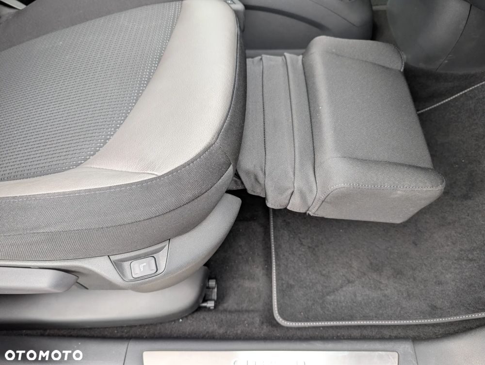 Citroën C4 Picasso 1.6 THP Exclusive - 34