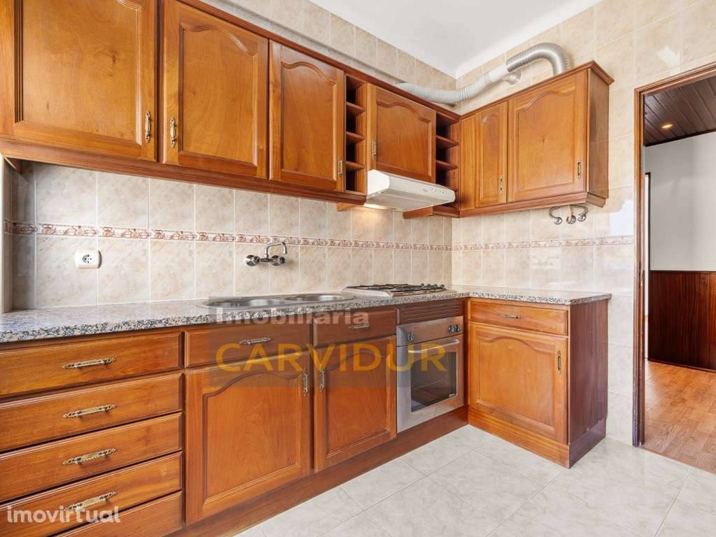 Moita T3 Boas áreas e excelente localização - Grande imagem: 4/28