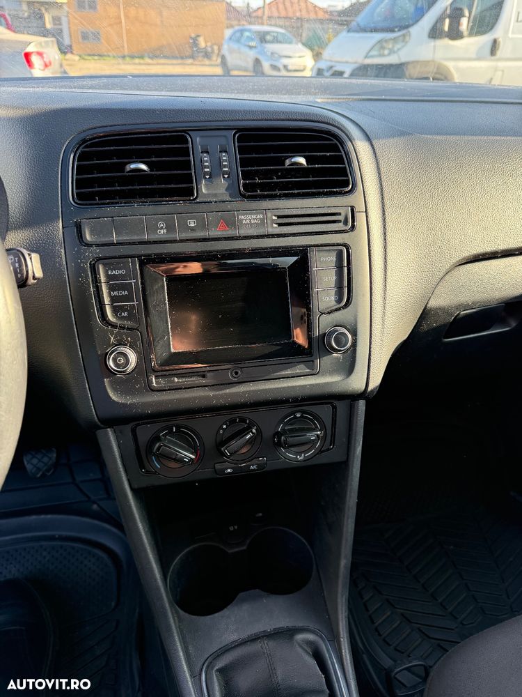 Volkswagen Polo 1.4 TDI (Blue Motion Technology) Comfortline - 5