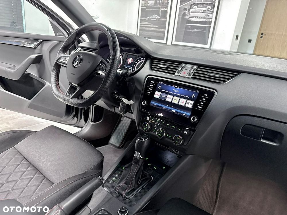 Skoda Octavia 2.0 TDI 4x4 RS Challenge DSG - 35
