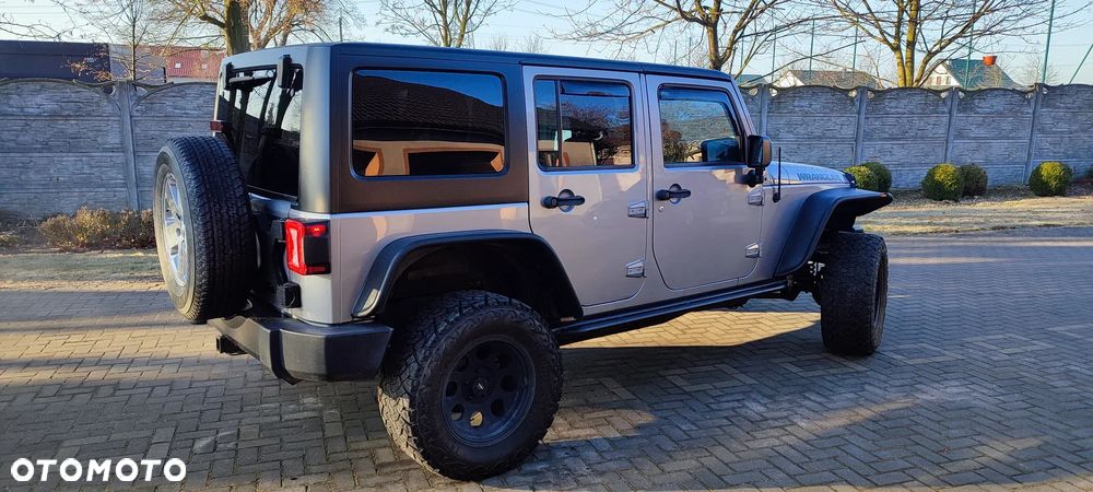 Jeep Wrangler 3.6 Unlim Black Edition II - 3