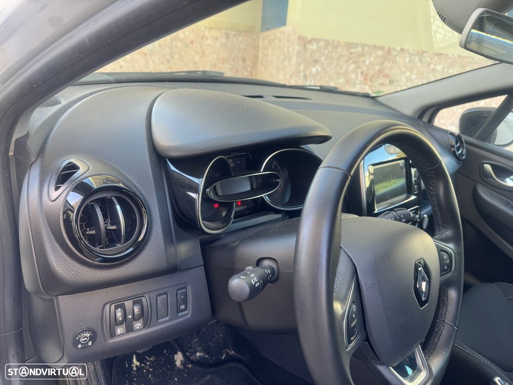 Renault Clio 0.9 TCe Limited Bi-Fuel - 5