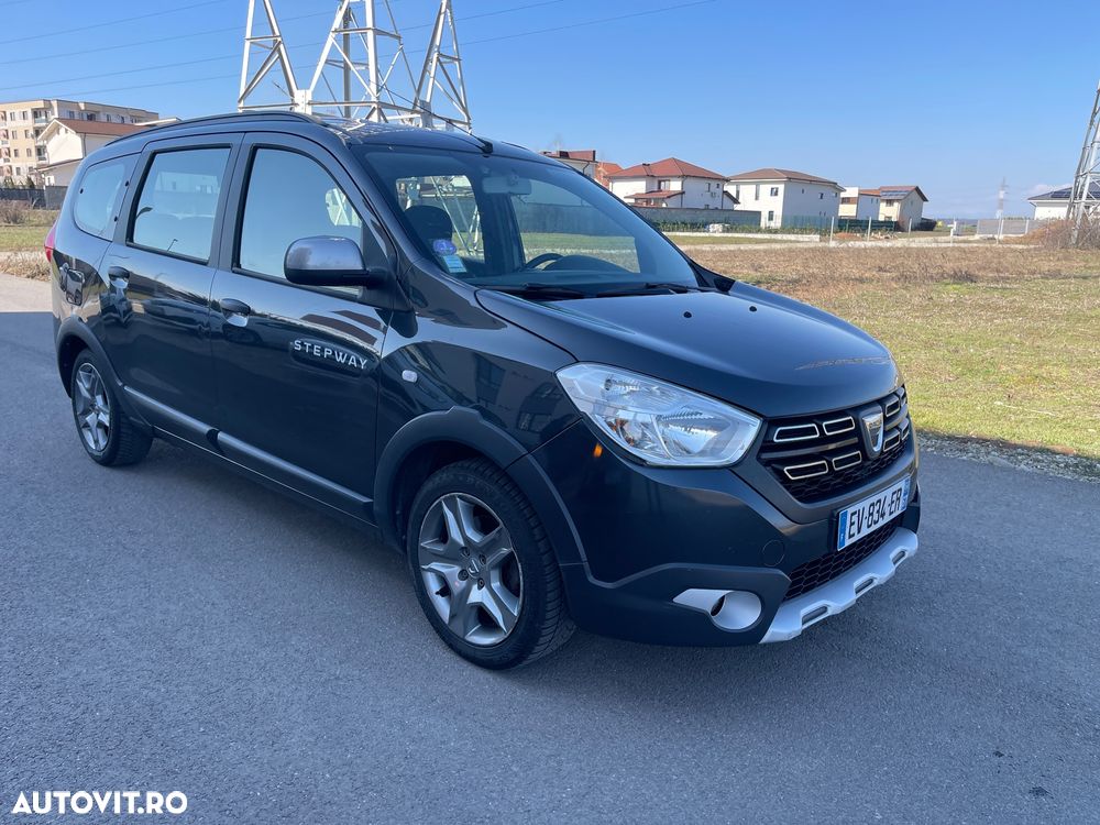 Dacia Lodgy 1.2 TCe 115 CP Stepway - 3