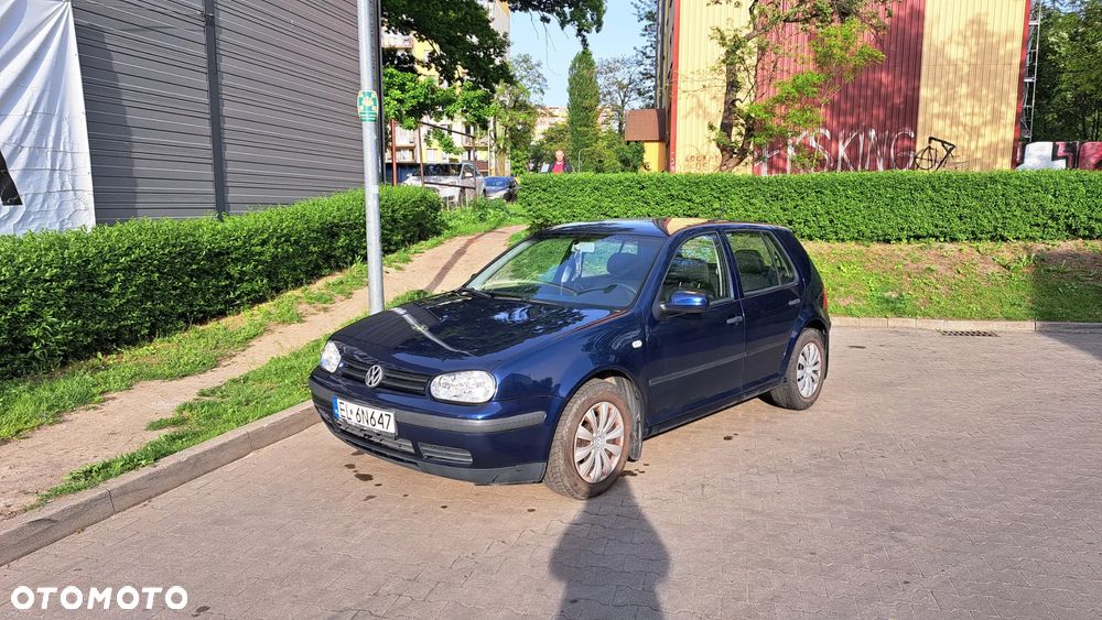 Volkswagen Golf 1.9 TDI Basis - 2
