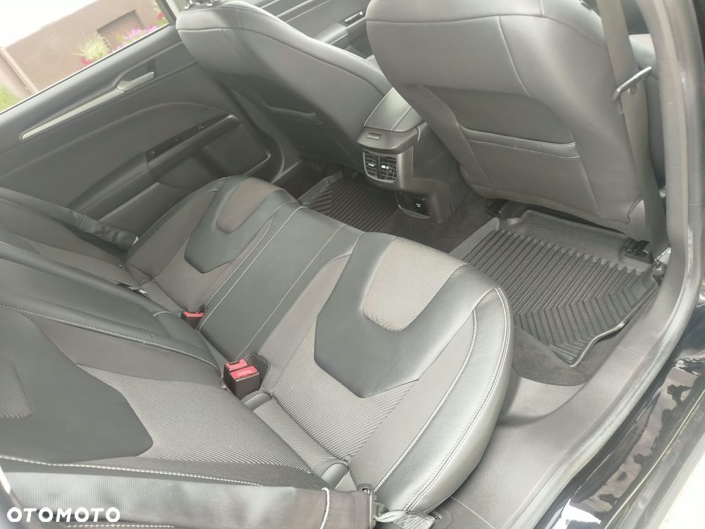 Ford Mondeo 2.0 TDCi Titanium PowerShift - 35