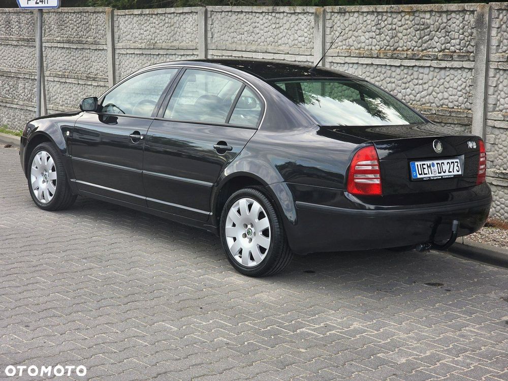 Skoda Superb 2.0 Comfort - 6