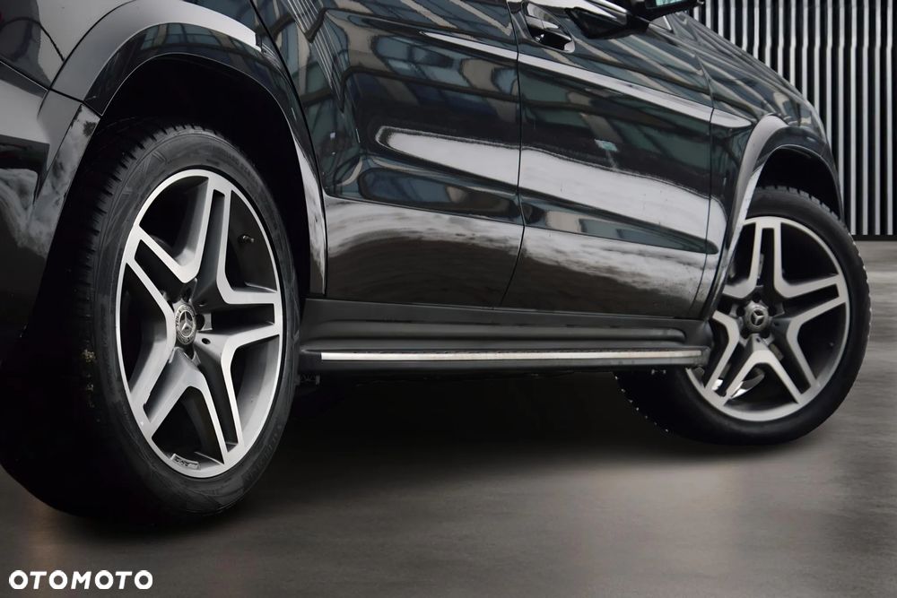 Mercedes-Benz GLS 350 d 4-Matic - 12