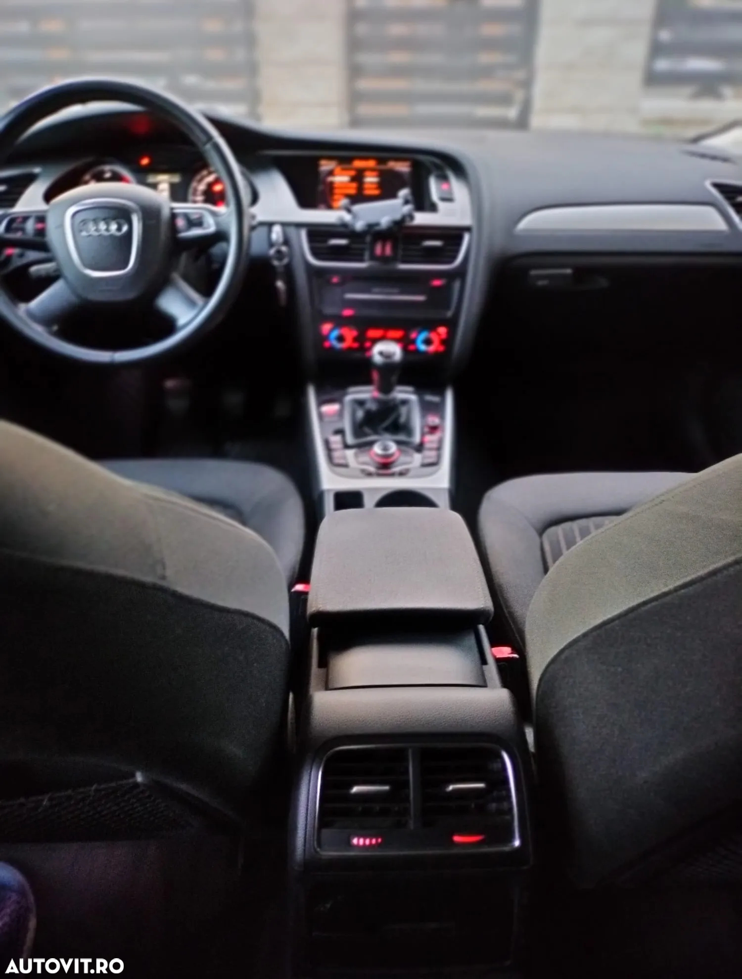 Audi A4 2.0 TDI Avant - 9