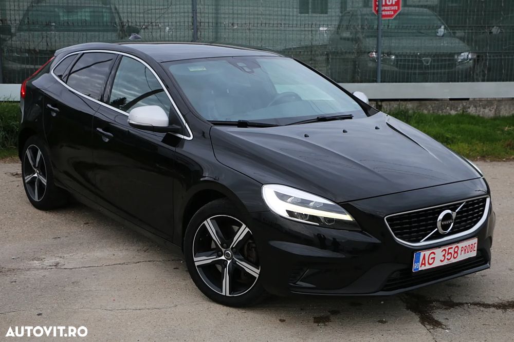 Volvo V40 D3 R-Design - 12