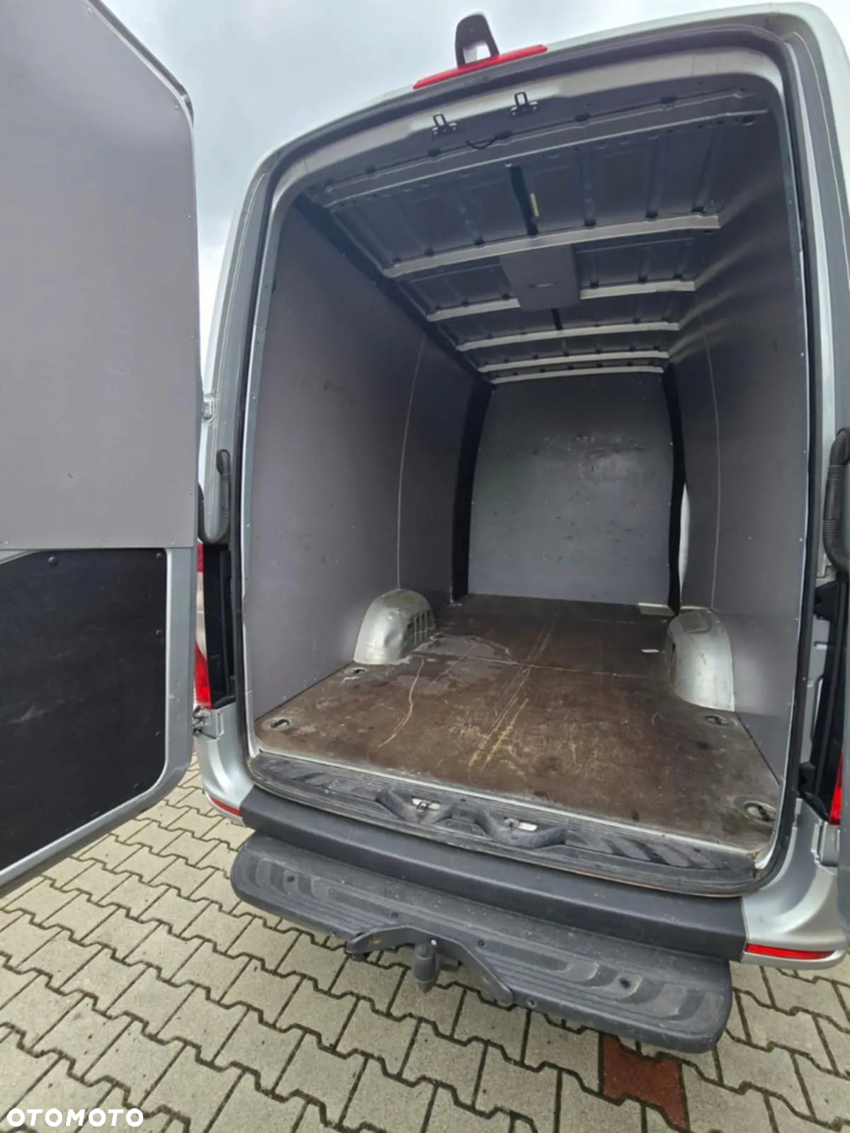 Mercedes-Benz Sprinter - 3