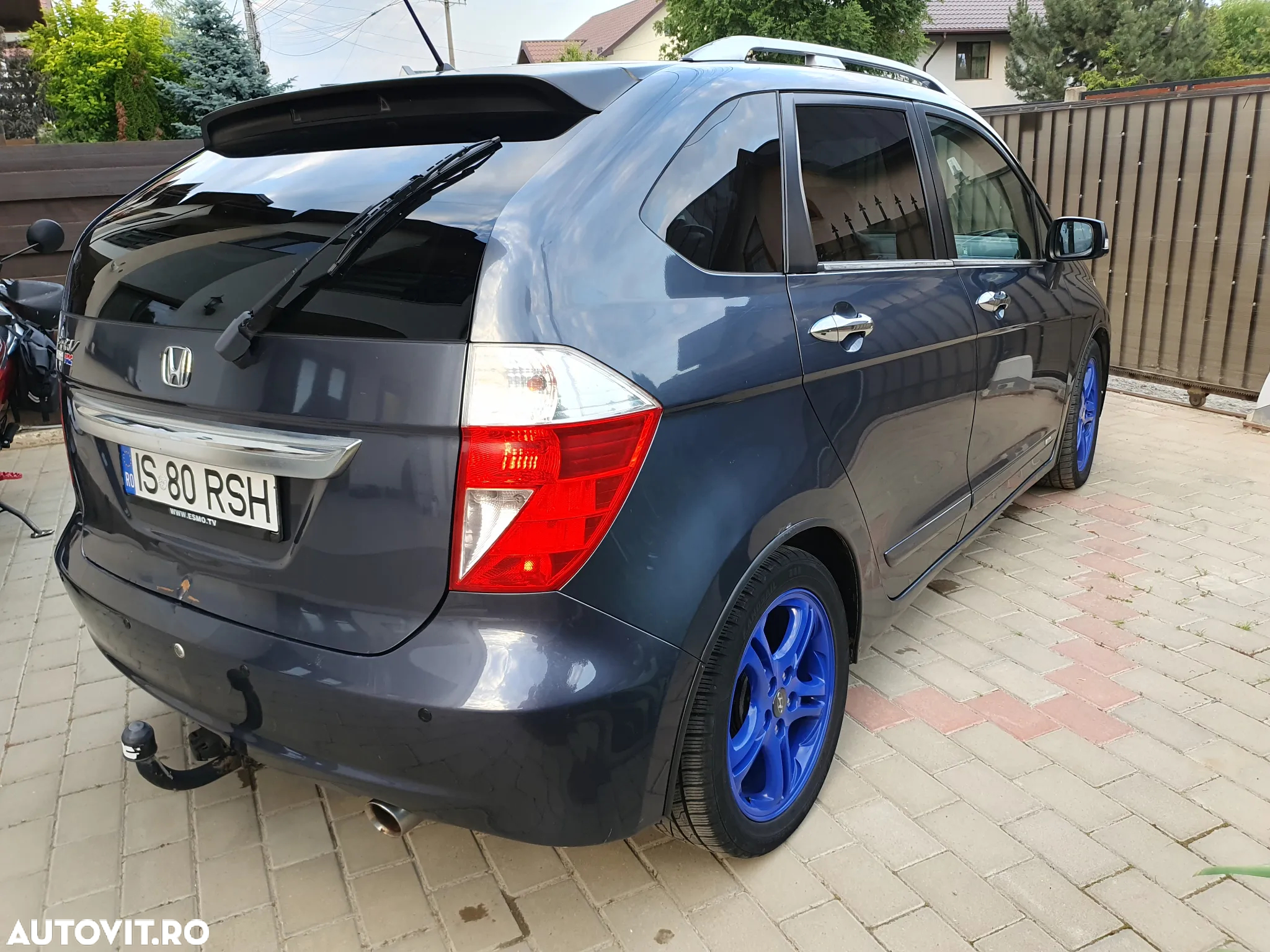 Honda FR-V - 8