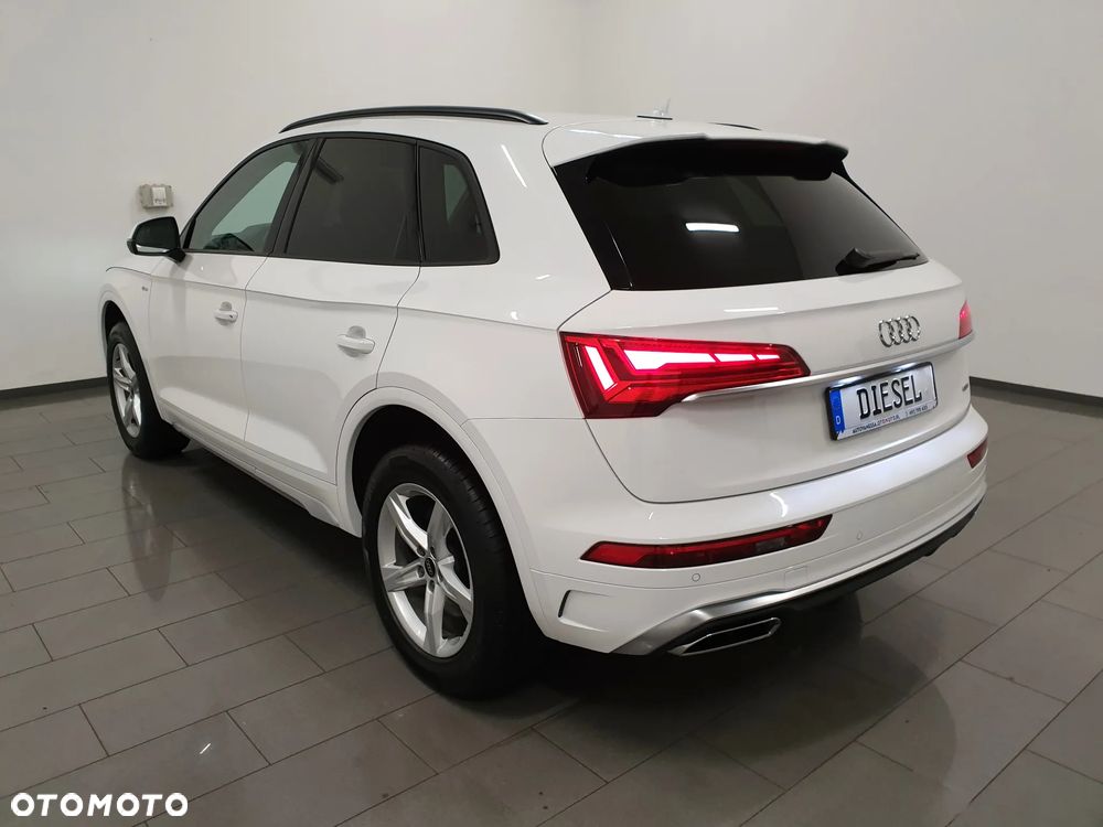 Audi Q5 40 TDI quattro S tronic S line - 4