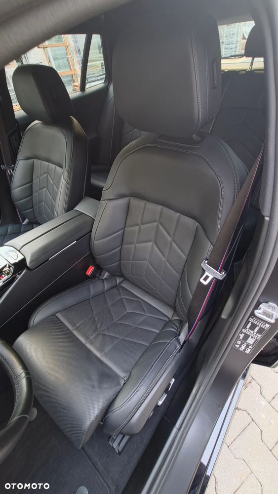 BMW Seria 5 540d xDrive mHEV M Sport - 9