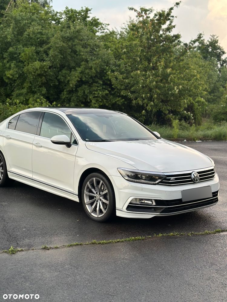 Volkswagen Passat Variant 2.0 TDI SCR DSG (BlueM Tech) Highline - 12