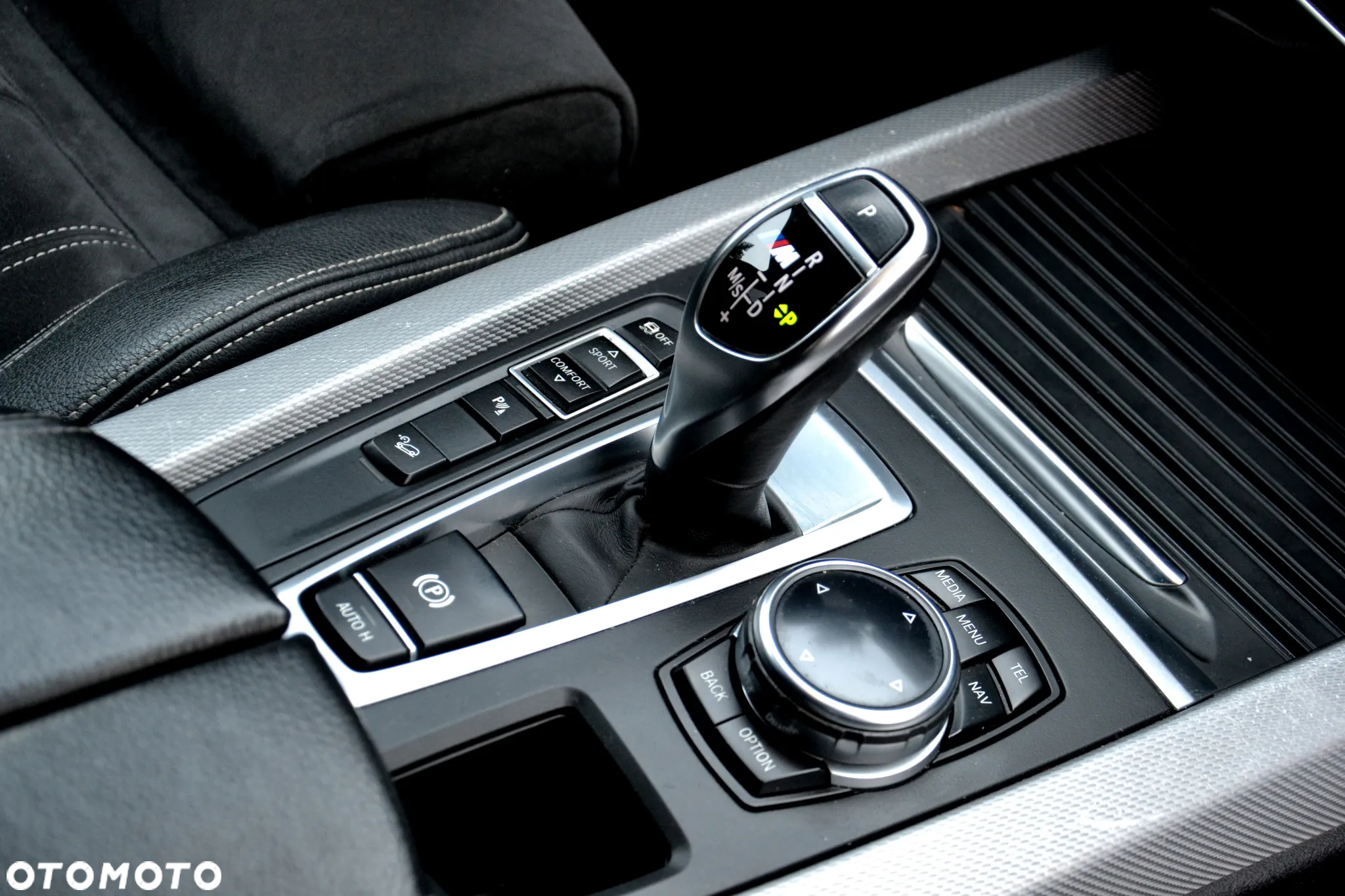 BMW X5 M M50d - 16