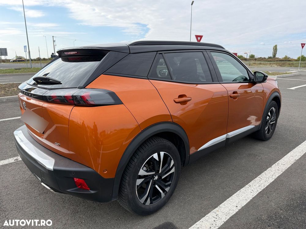 Peugeot 2008 1.2 L PureTech STT EAT8 GT Line - 4