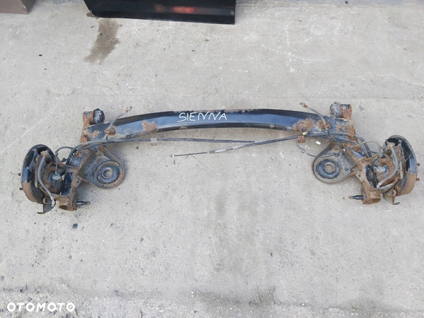 TOYOTA SIENNA belka zawieszenia tył tylna