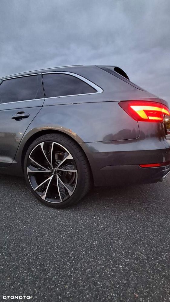Audi A4 Avant 2.0 TDI S tronic quattro - 2