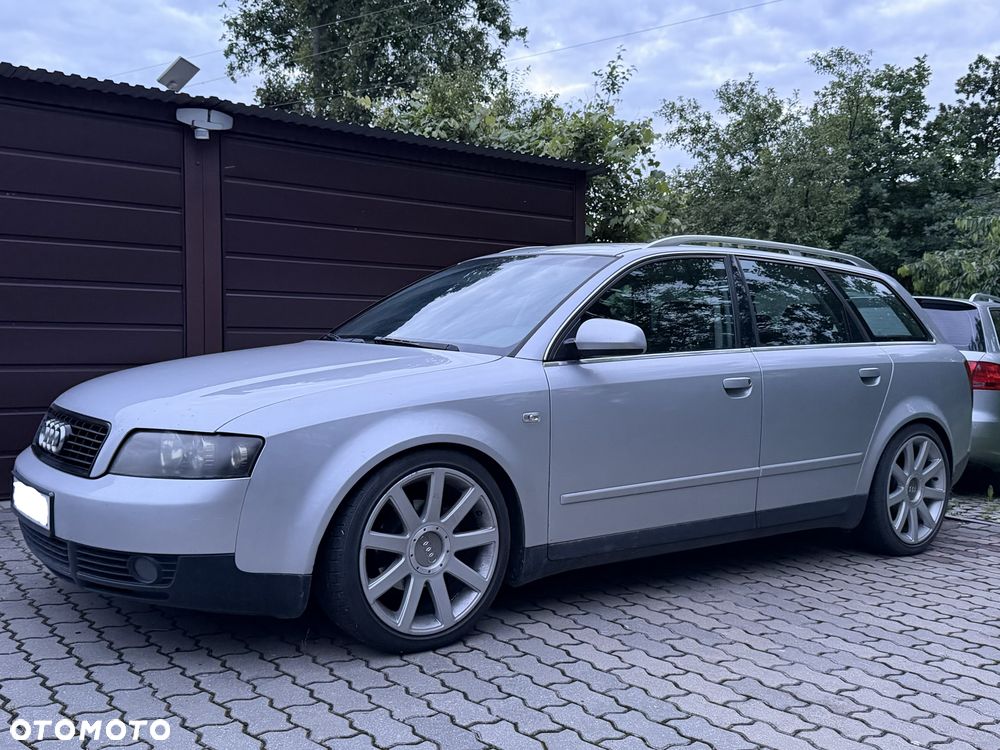 Audi A4 Avant - 1