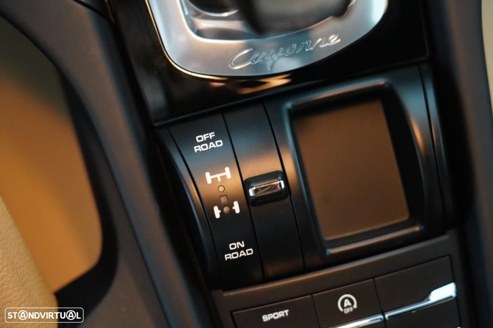 Porsche Cayenne Tiptronic - 12