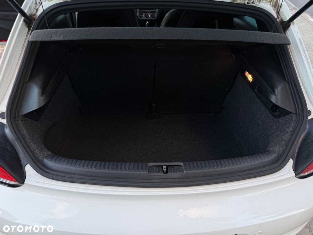 Volkswagen Scirocco 1.4 TSI DSG - 29