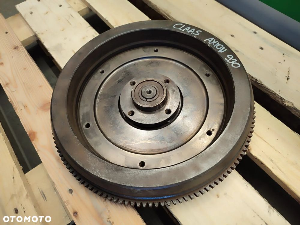 Koło zamachowe Claas Axion 930 Cmatic - 4