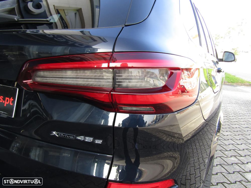 BMW X5 45 e xDrive Pack M - 9