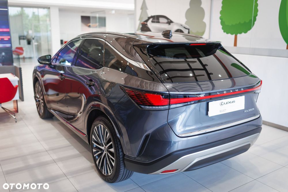 Lexus RX - 5
