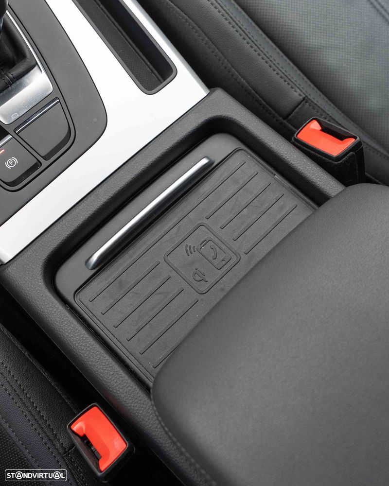 Audi Q5 2.0 TFSI Hybrid quattro S-line Tiptronic - 33