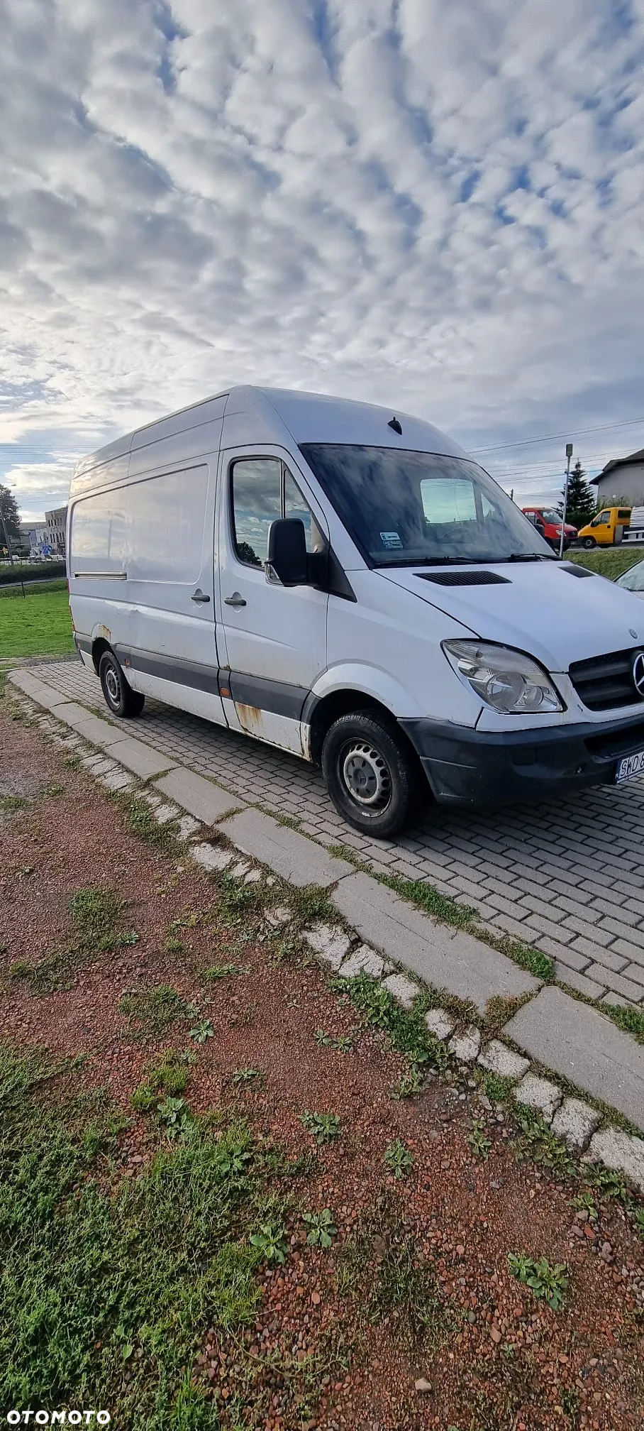 Mercedes-Benz Sprinter - 2