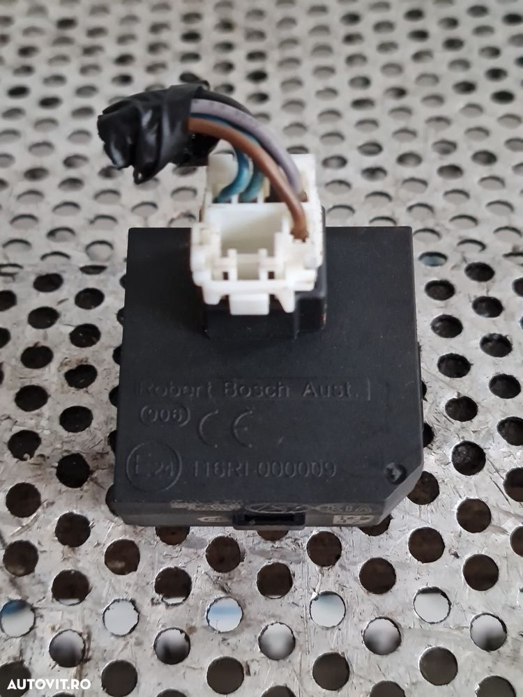 Imobilizator Hyundai IX35 An 2009-2010-2011-2012-2013-2014-2015 Cod 95420-2L700 Dezmembrez Hyundai IX35 2.0 Benzina 2x4 Cod Motor G4KD An 2009-2010-2011-2012-2013-2014-2015 Volan Stanga - 5