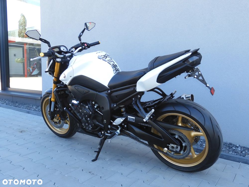 Yamaha FZ8 - 28