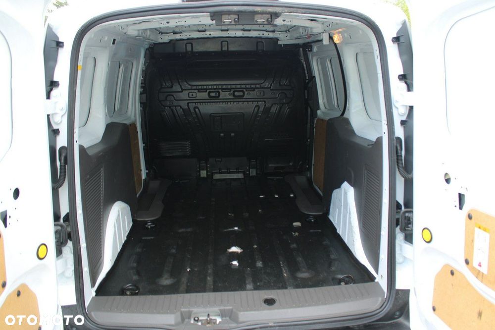 Ford Transit Connect - 12