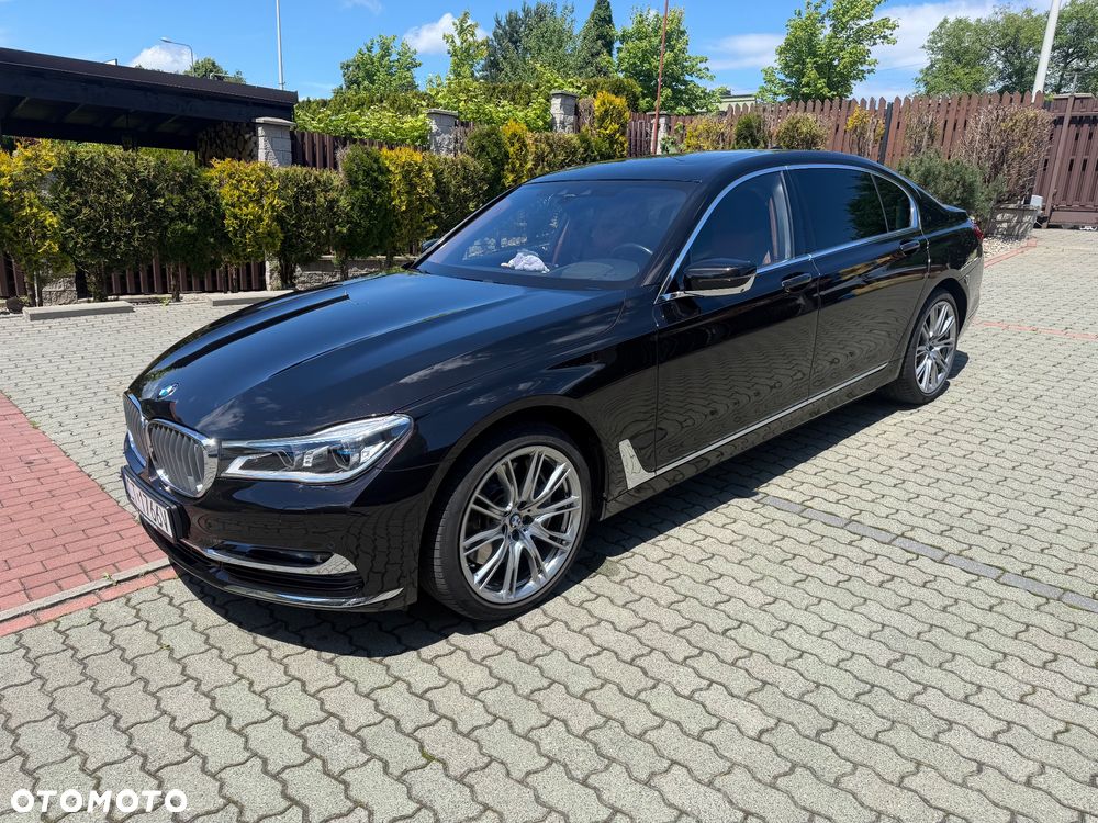 BMW Seria 7 750Li xDrive - 1