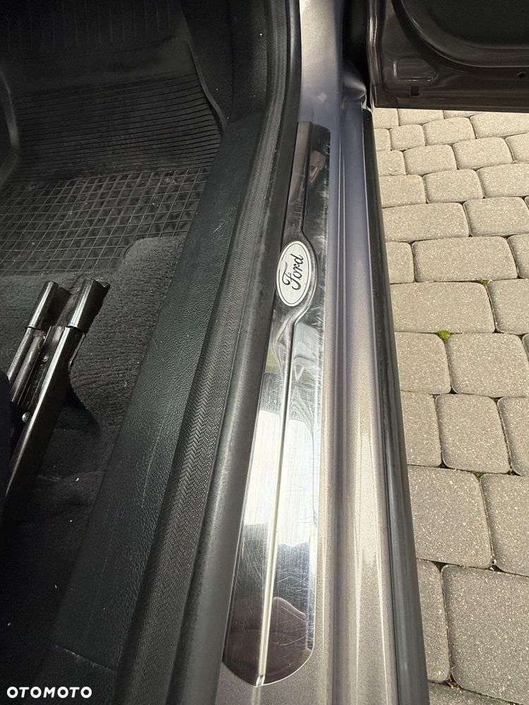 Ford Mondeo 1.6 Eco Boost Titanium - 29