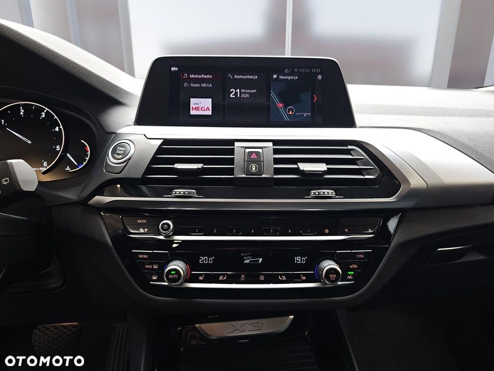 BMW X3 sDrive18d - 18
