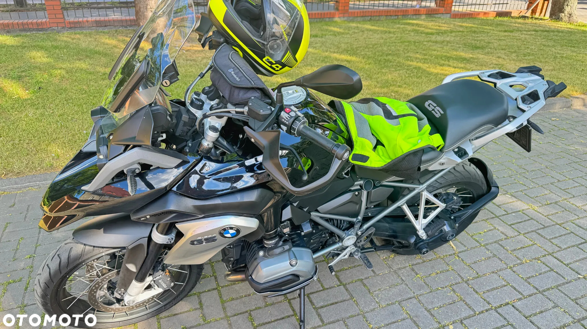 BMW R - 26