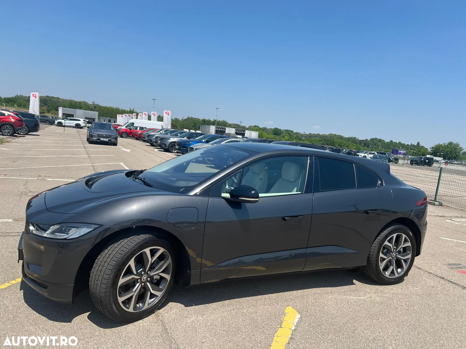 Jaguar I-Pace - 6