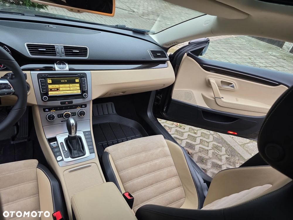 Volkswagen CC 2.0 TSI DSG - 25