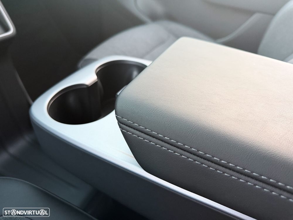 Tesla Model Y Tração Traseira - 10