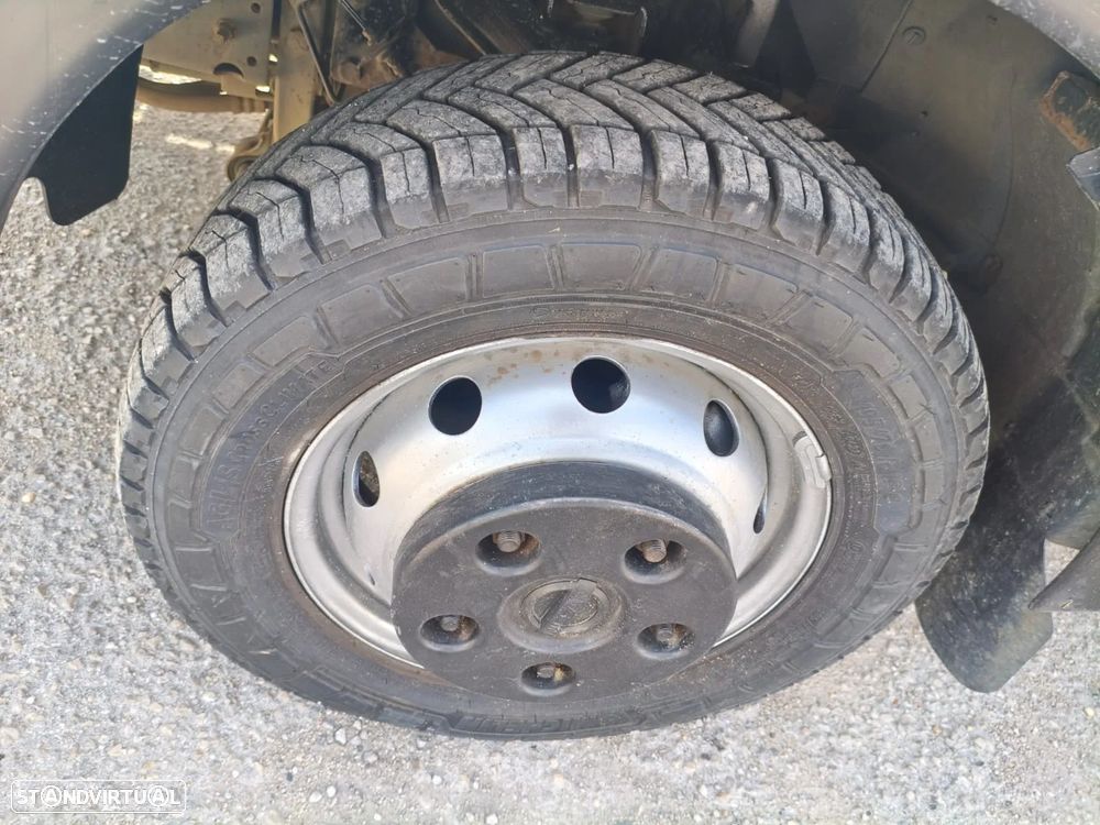 Nissan CABSTAR 3500.140CV - 8