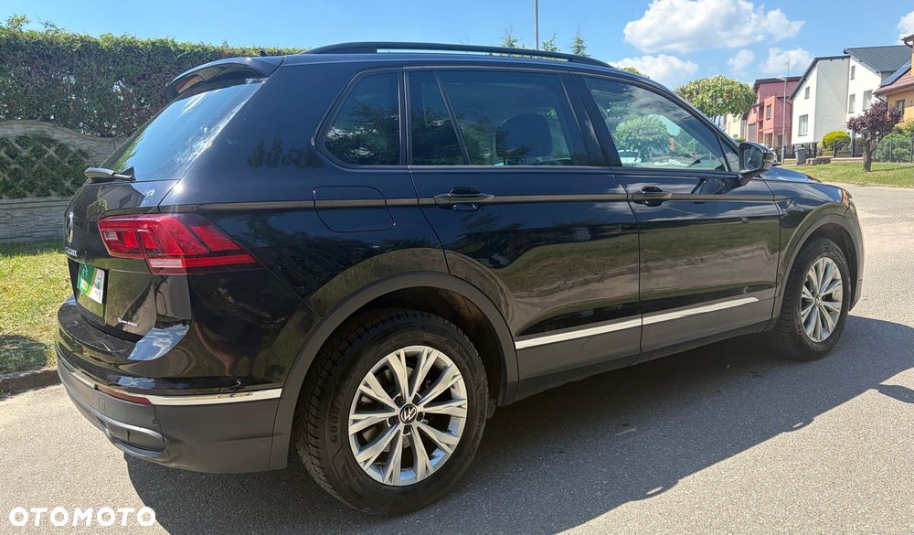 Volkswagen Tiguan - 9