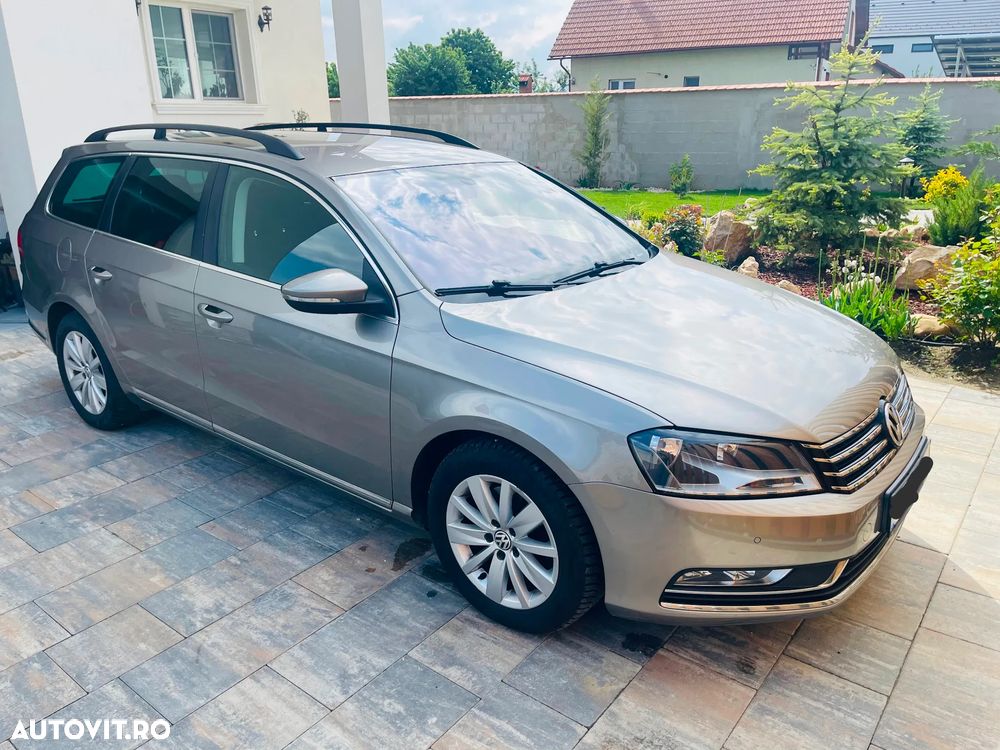 Volkswagen Passat - 2
