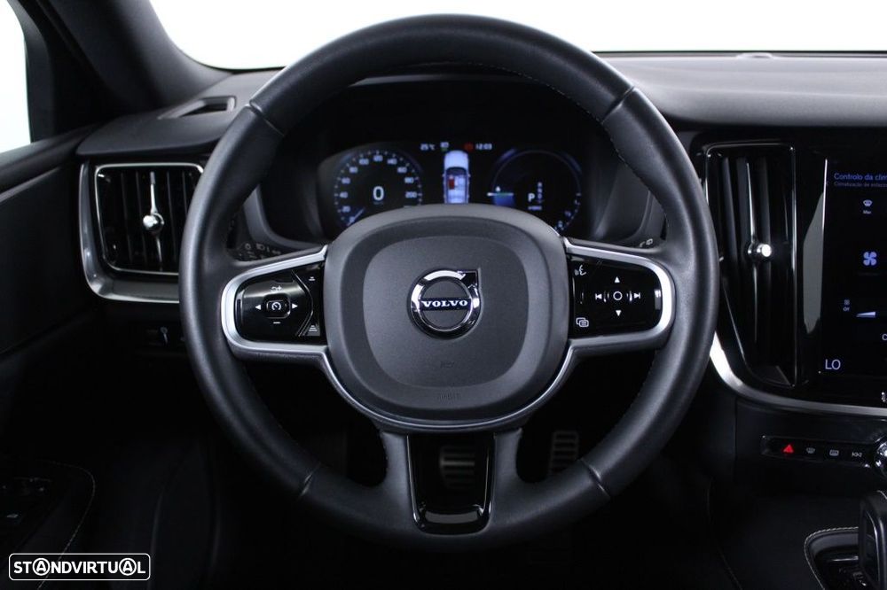 Volvo V60 2.0 T6 AWD TE R-Design - 19