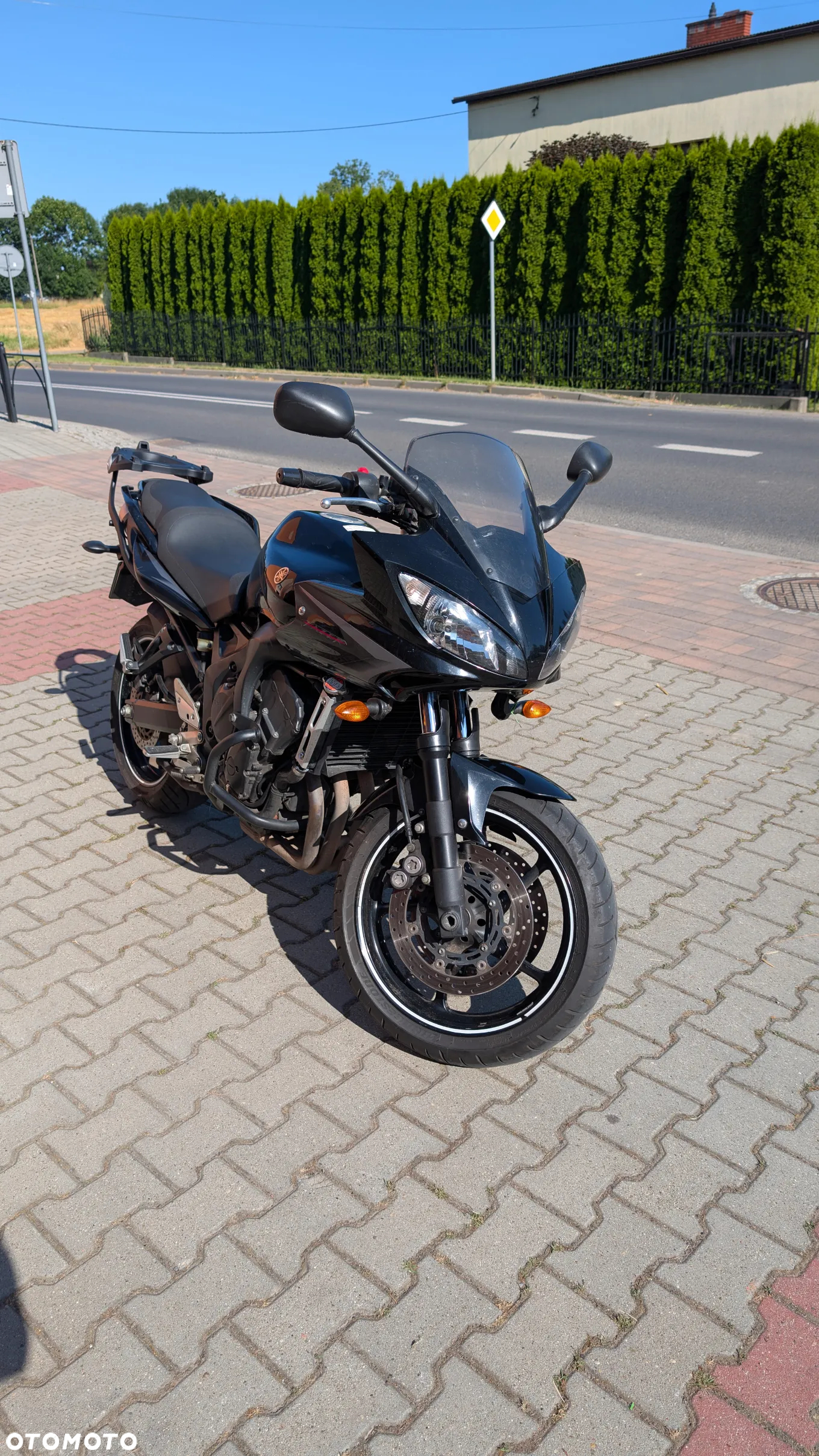 Yamaha FZ6 - 2