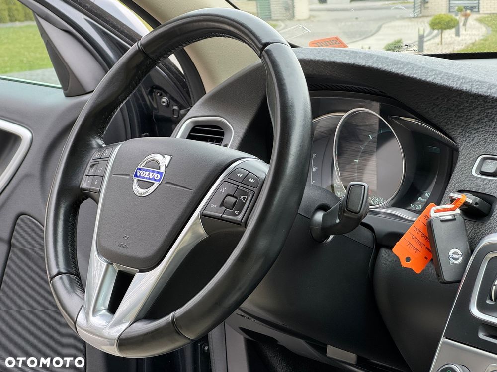 Volvo S60 D4 Drive-E Summum - 33